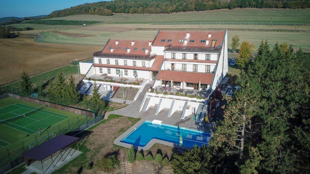 Hotel Berounka Hrebecniky Esterno foto
