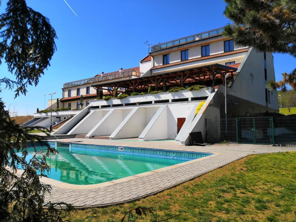 Hotel Berounka Hrebecniky Esterno foto