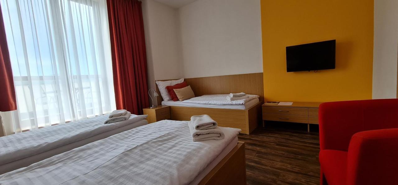 Hotel Berounka Hrebecniky Esterno foto
