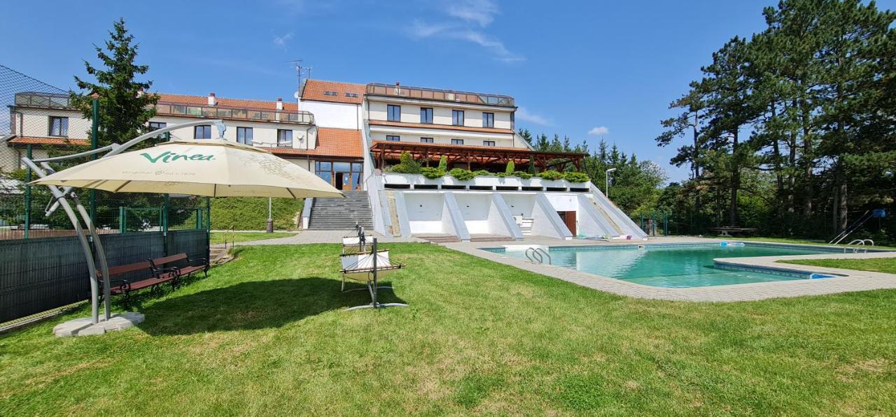 Hotel Berounka Hrebecniky Esterno foto