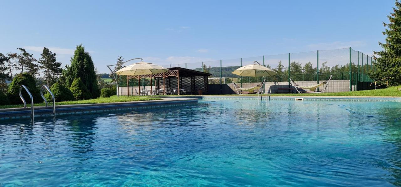 Hotel Berounka Hrebecniky Esterno foto