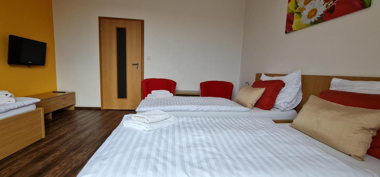 Hotel Berounka Hrebecniky Esterno foto